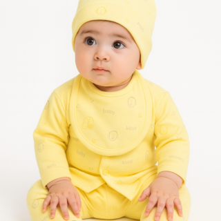 SunnySnug Newborn Printed Sleepsuit Set – Yellow (0–6 Months)